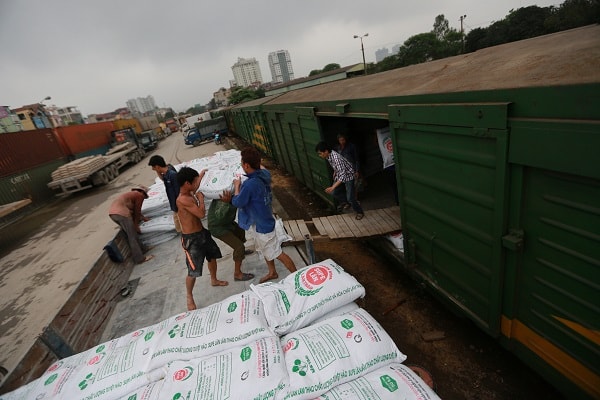 chuyển hàng bắc nam bằng tàu hỏa