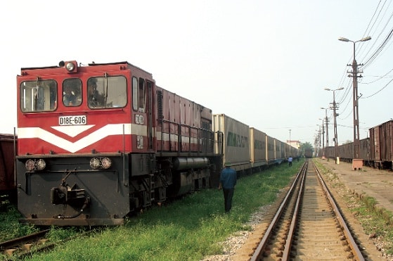 vận chuyển hàng hóa bằng container